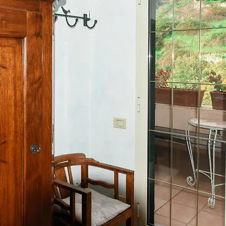 Apartment Casa Ortobene Arte Books
