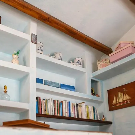 Appartement Casa Ortobene Arte Books Nuoro (Sardinia)